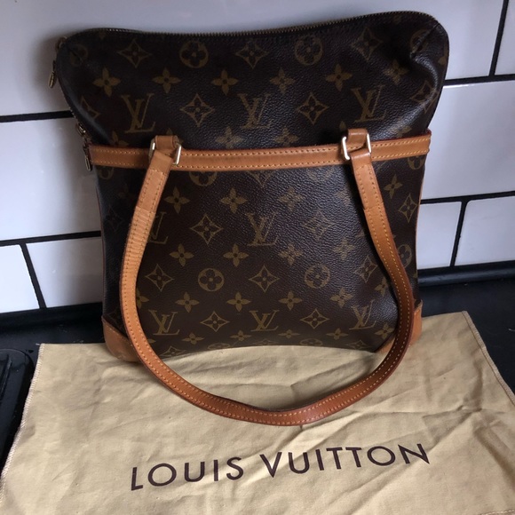 Louis Vuitton Bags Authentic Louis Vuitton Monogram Sac Coussin Gm Poshmark